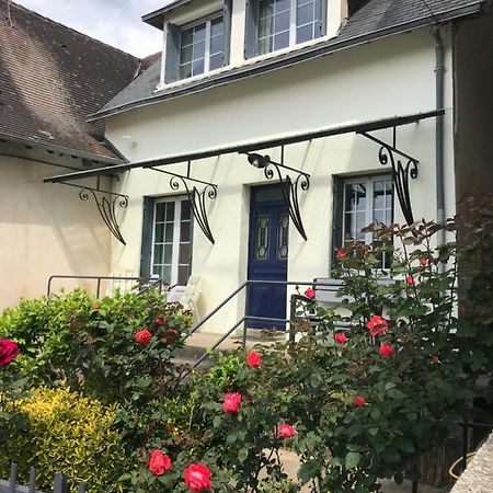 Town House Jumilhac-Le-Grand Villa Buitenkant foto