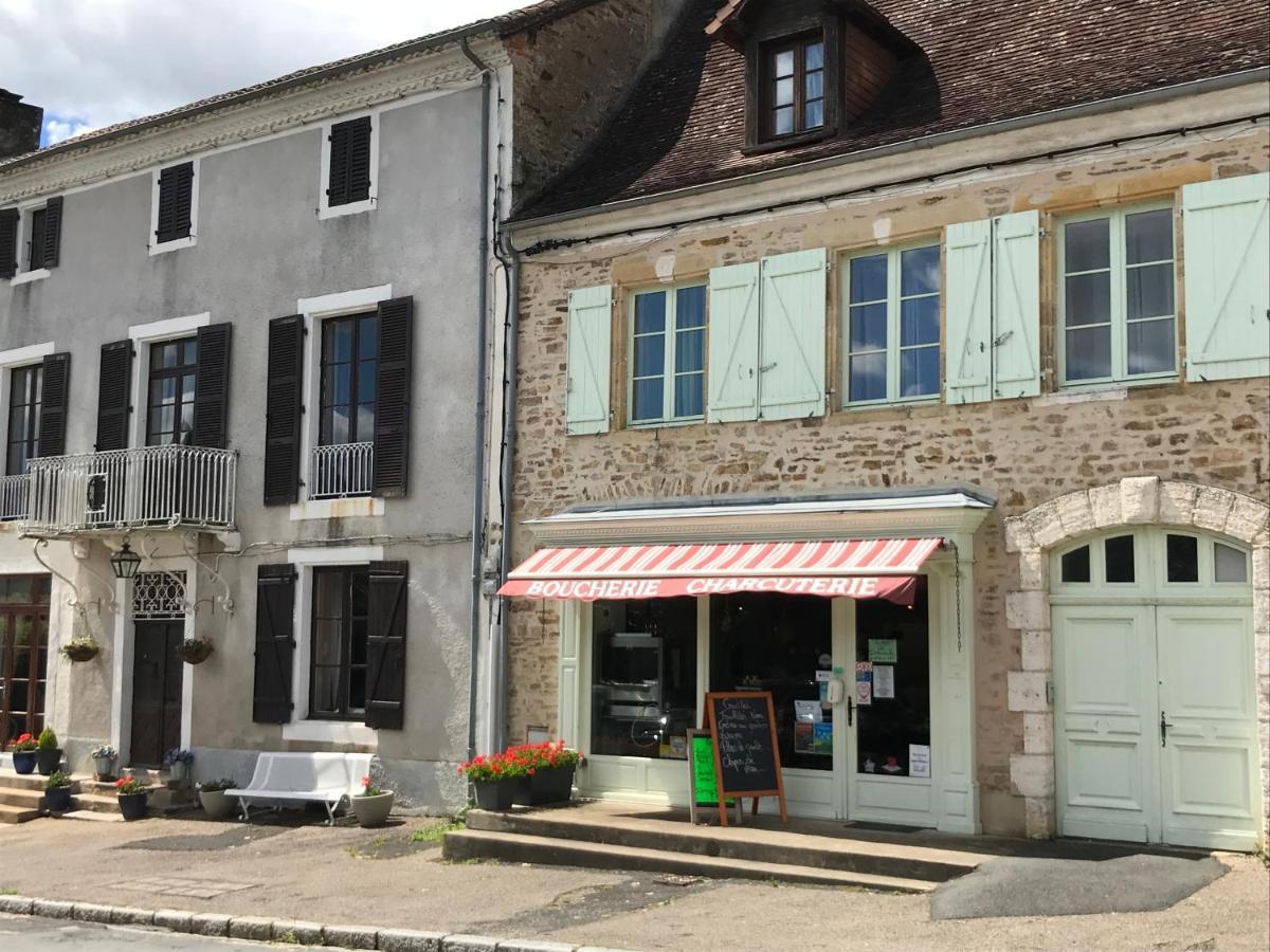 Town House Jumilhac-Le-Grand Villa Buitenkant foto